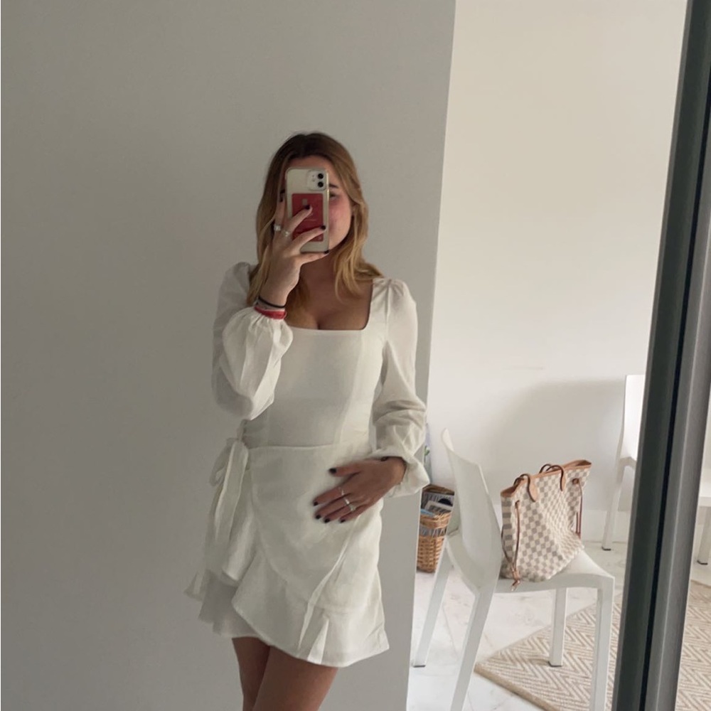 Princess Polly white long sleeve dress ✨